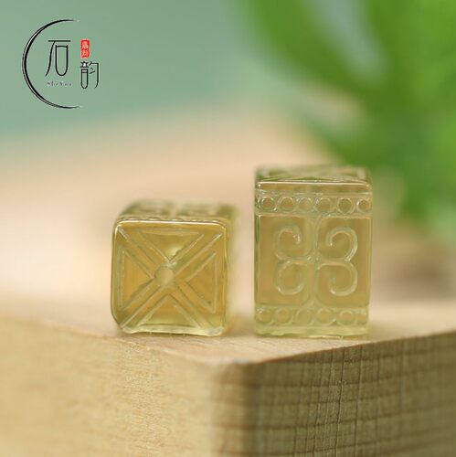 回纹黄水晶方柱子10*13mm圆珠配珠diy手链U盘挂饰发簪钥匙扣D173