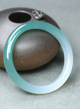 纯天然玛瑙半山水宽扁条手镯女款