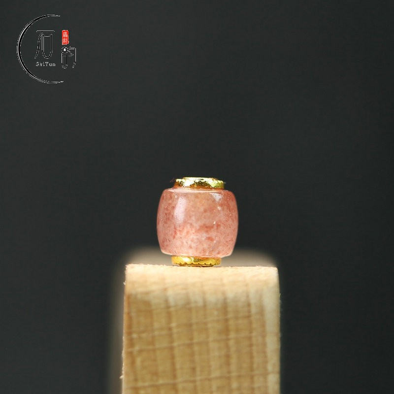 天然红草莓晶8*9mm小桶珠