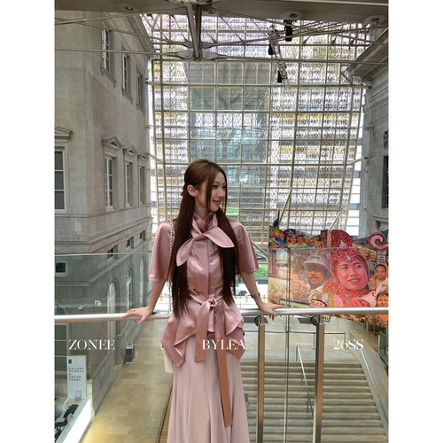 ZONEE/LEA宋亦雯缎面斗篷衬衫