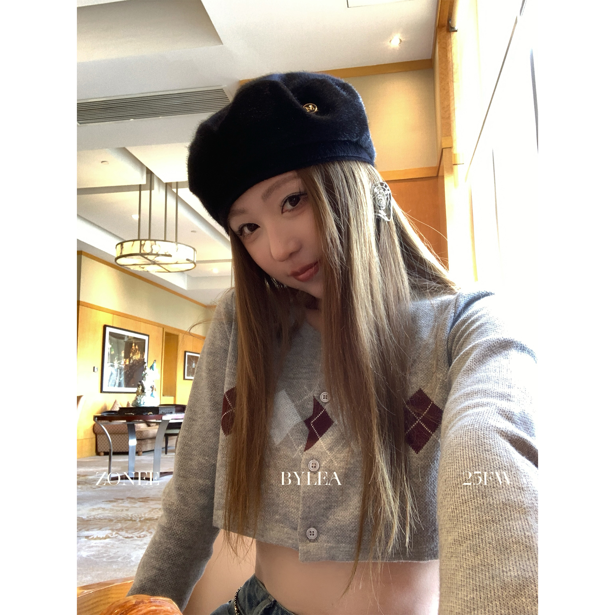 ZONEE/LEA宋亦雯 法式时髦精搭配黑色贝雷帽