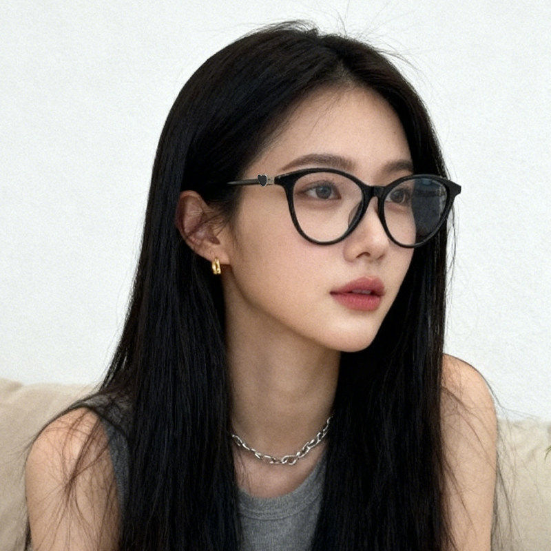【67】韩系高级感书呆子眼镜女老钱风近视眼镜黑框猫眼素颜百搭架