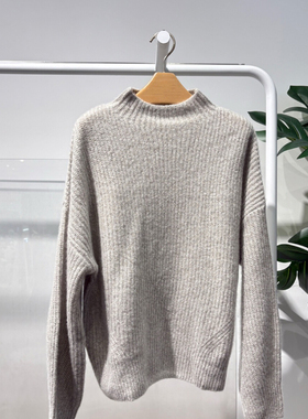 MM麦家2025秋冬新款浅灰色圆领套头针织衫毛衣女上衣4GA233201
