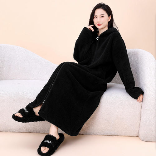 冬季珊瑚绒连帽睡袍女加长款