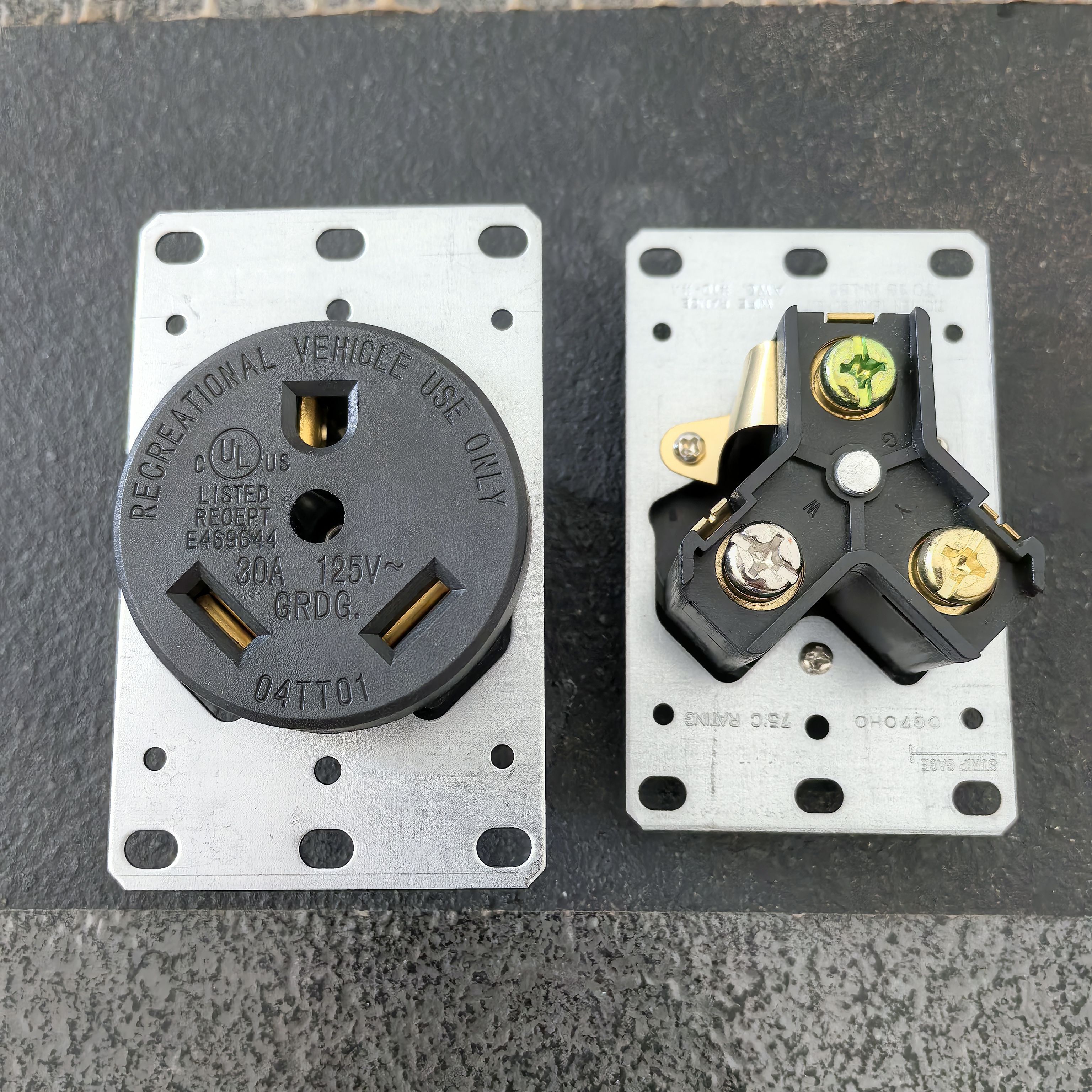 TT-30RV美规插头插座