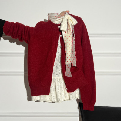 红色新年穿搭针织开衫加