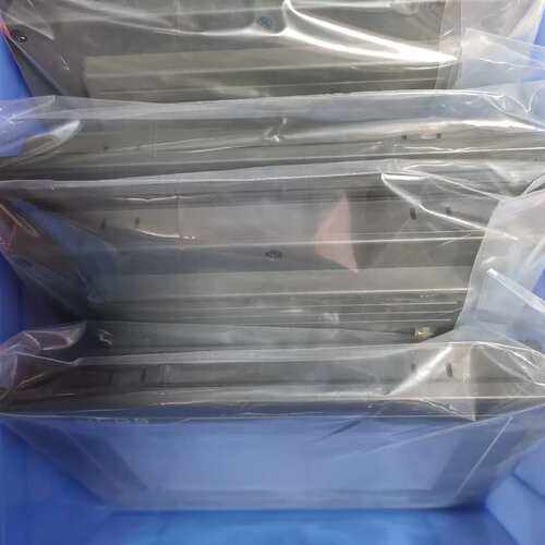 议价昆仑通太触摸屏TPC7022Ex，成色如图可维修