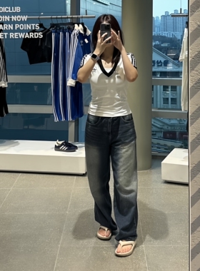 adidas/阿迪达斯 韩版V领修身透气白色短袖T恤女款IR8114 IU2416