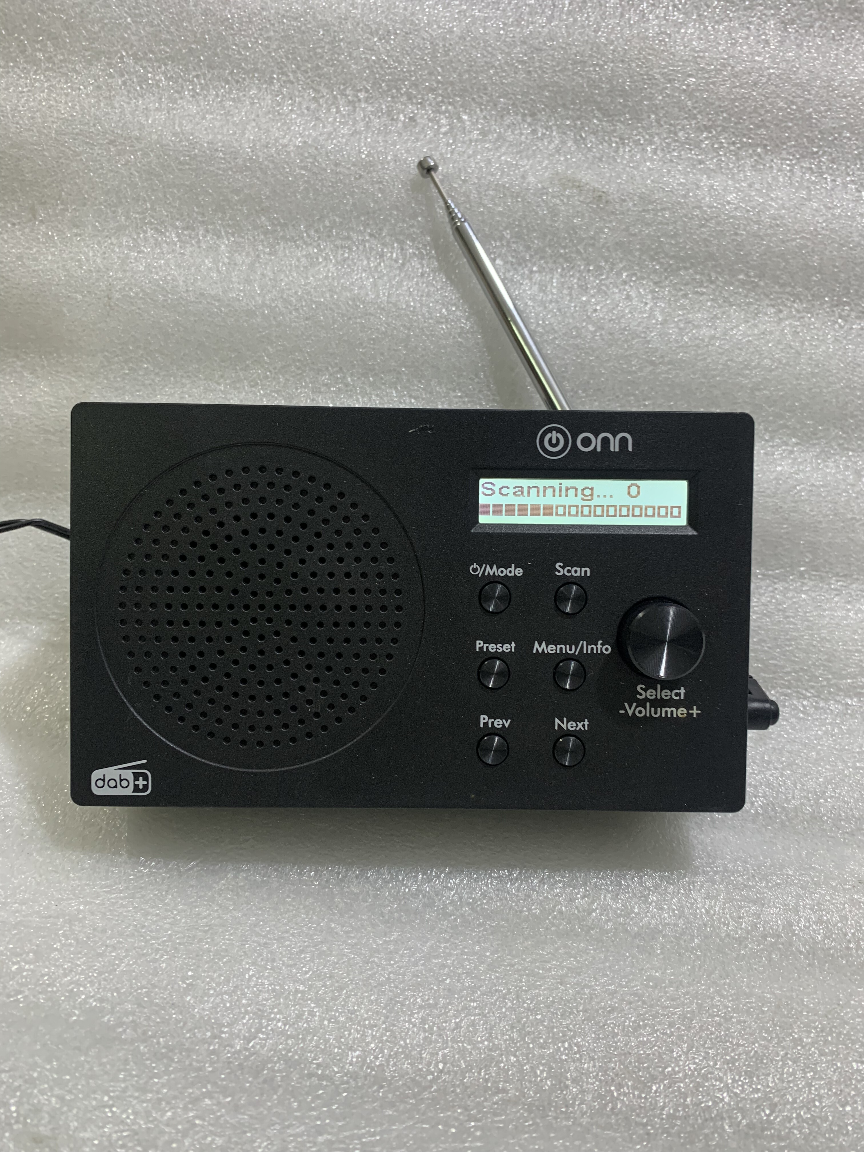 德国DAB和FM收音机 RDS音效 带蓝牙 插电  魅力黑 外响喇叭