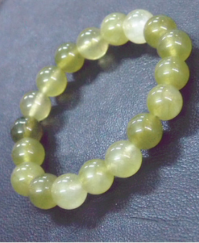 翡翠绿色龙纹水晶玉石手链