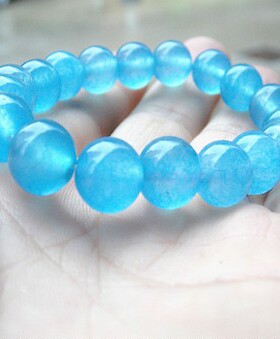 海蓝宝石手链 10mm高性比3A4A5A蓝水润不透体蓝宝水晶手链