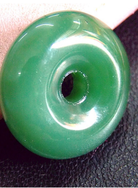 菠菜绿平安扣情侣琉璃玉佩吊坠