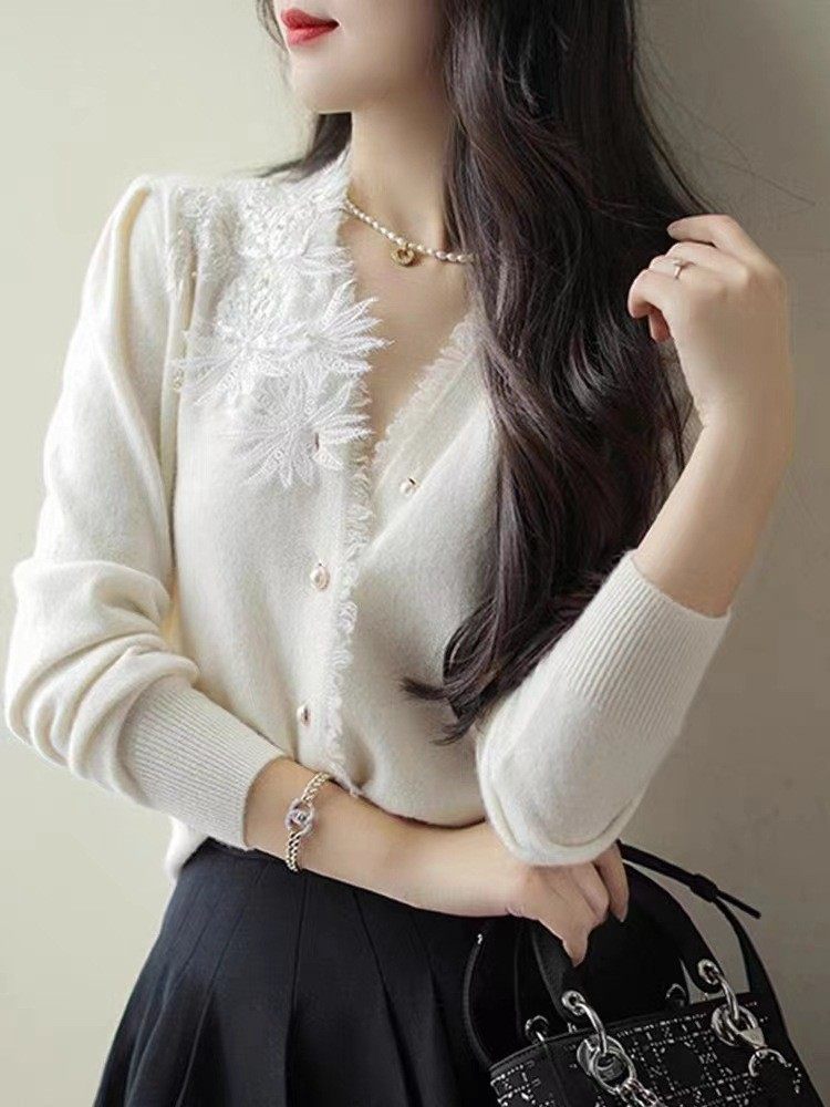 羊毛V领蕾丝钉珠设计感针织开衫,女装/女士精品,毛针织衫,淘宝优惠券,粉丝福利购,淘宝优惠卷