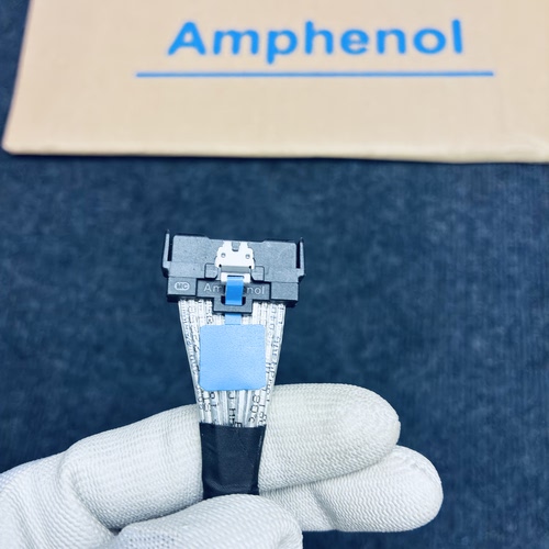 安费诺Amphneol MCIO 8X转MCIO 8X gen5.0 线长20CM