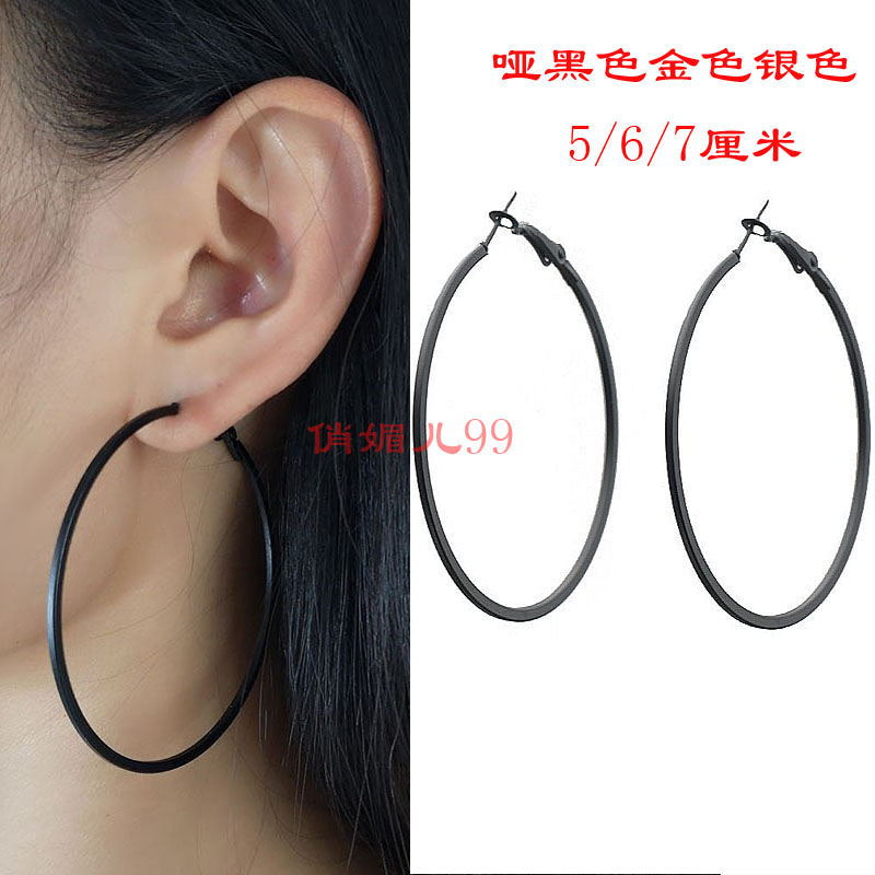 高级感哑黑色方线圆圈夸张女