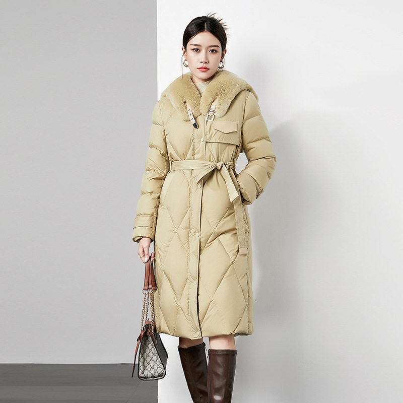 羽绒服2025冬季时尚中长款级感毛领新款收腰女装白鸭绒羽绒外套