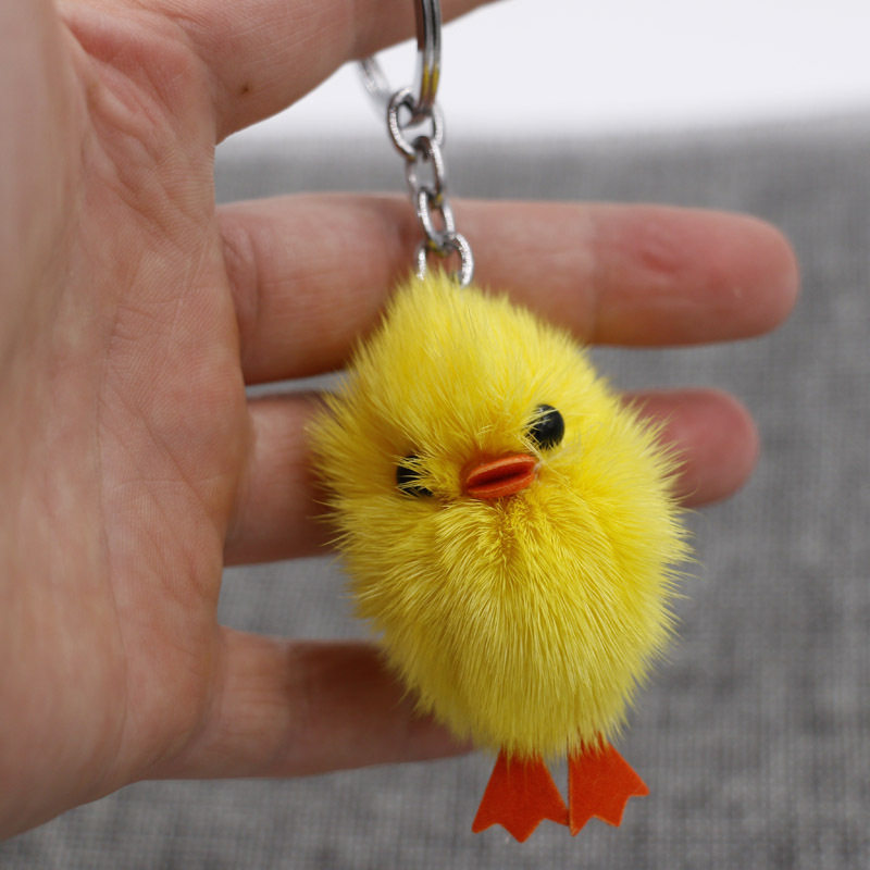 抖音水貂毛小黄鸡钥匙扣可爱迷你皮草小黄鸭挂件汽车包包挂饰