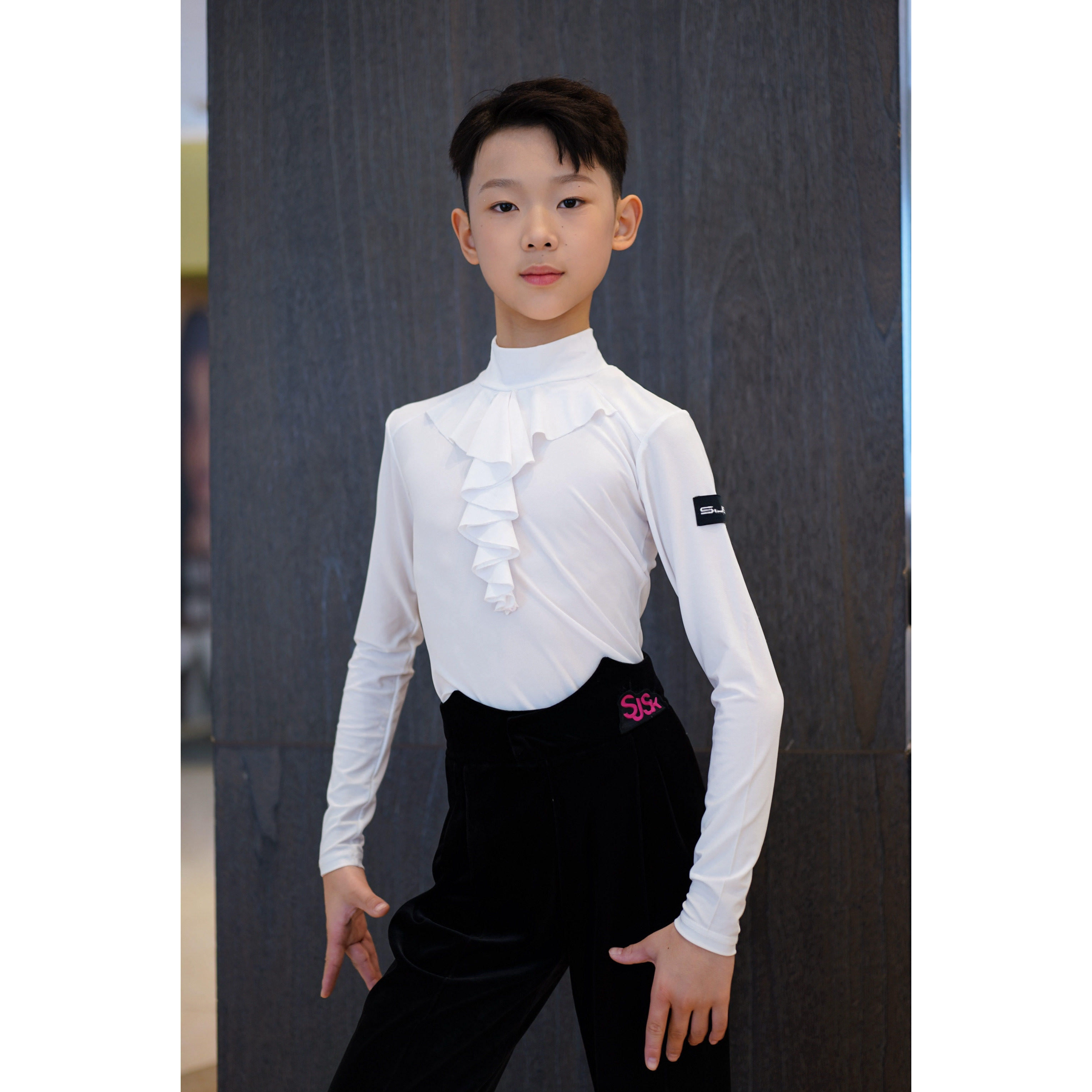 盛佳SJSK拉丁舞服新款男生练功服长袖高领荷叶边上衣日常训练衬衣