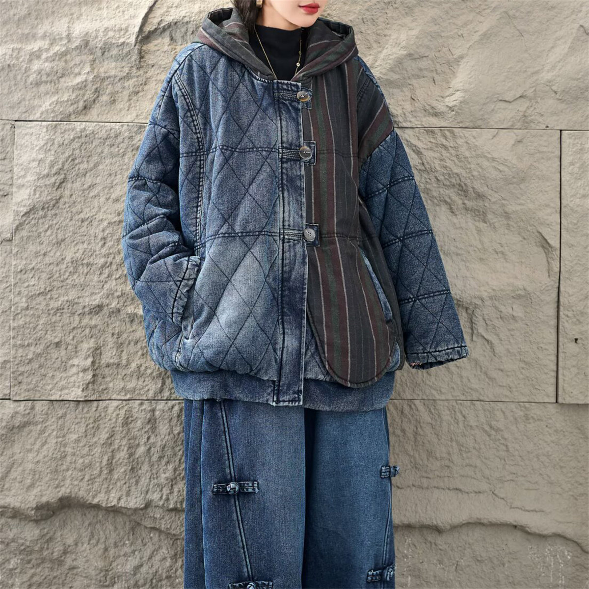 冬季复古绗棉菱格连帽加厚女棉服