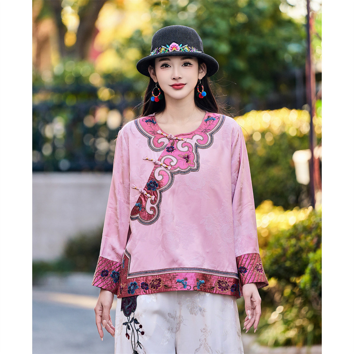 春款新中式重工刺绣国风斜襟盘扣短外套女复古宽松显瘦圆领上衣女,女装/女士精品,短外套,淘宝优惠券,粉丝福利购,淘宝优惠卷