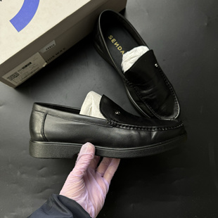 森达男士休闲时尚一脚蹬乐福鞋（有试穿痕迹38码）编号664 改价99