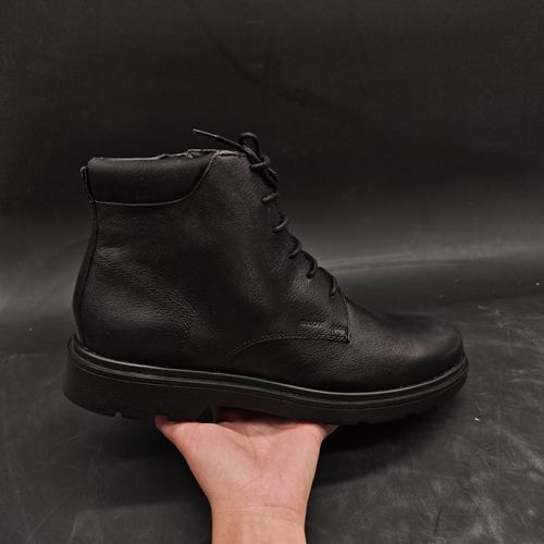 40 43码 GEOX健乐士专柜撤柜男士小皮鞋 U16D1E  C9999