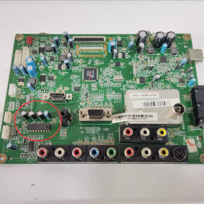 *原装长虹LT32719A电视主板JUC7.820.00037562屏T315XW04实拍图