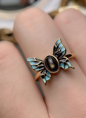 女银彩色釉面包边女戒蝴蝶空托