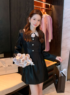 ATAR淑女珍珠娃娃领拼色长袖连衣裙2025秋季新品山茶花礼服短裙子