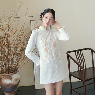 复古秋冬装 立领绣花连衣裙 提花打底裙子 女通勤OL修身 ATAR新中式