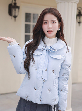 ATAR英伦风冬女装腊梅刺绣短款羽绒服 蝴蝶结翻领保暖棉衣外套