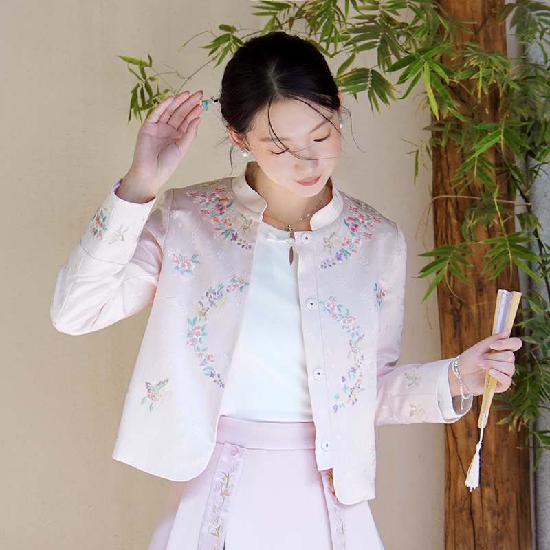 ATAR新中式国风绣花短外套