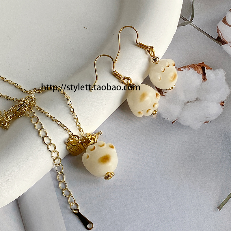 白玉菩提钛钢女猫爪项链可爱