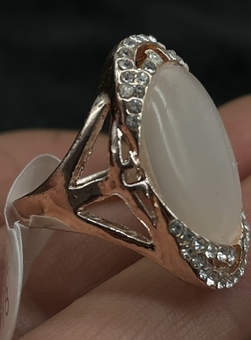 饰品 流行首饰 女款戒指 指环 镶嵌水钻猫眼石 珠宝首饰