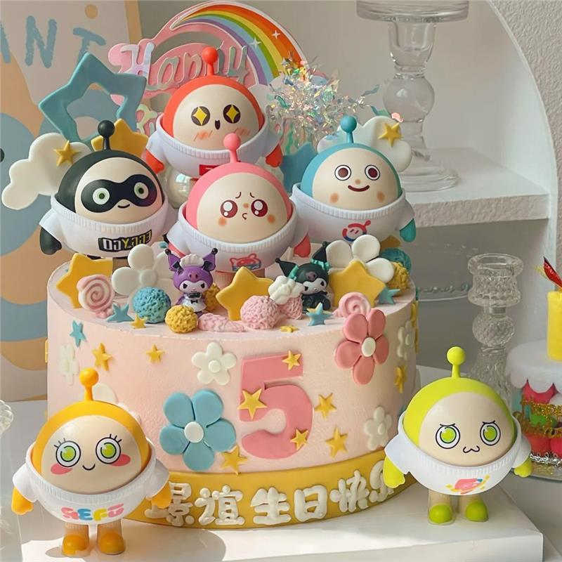 网红烘焙可爱小熊蛋糕装饰摆件卡通公仔男孩女孩生日甜品台插件