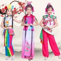 Quần áo biểu diễn kịch thiếu nhi Xiaohongniang Xiaohua Dan Qiaohua Dan biểu diễn Bắc Kinh Opera kịch báo lồng đèn - Trang phục áo dài tết cho bé trai