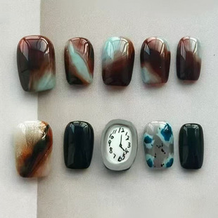 棕时迷幻琥珀穿戴甲高级感小众设计个性潮流秋冬新短款美指甲贴片