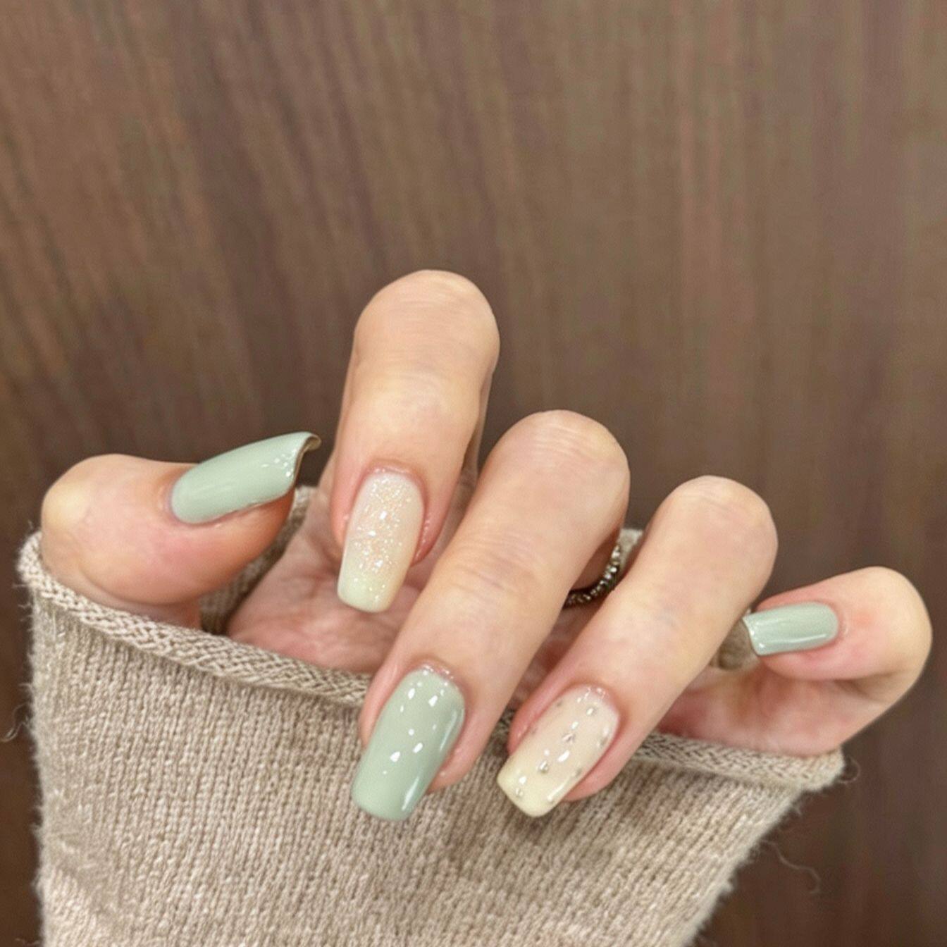 茉莉奶绿穿戴甲奶白奶绿跳色清新治愈温柔日常通勤新短款美甲贴片