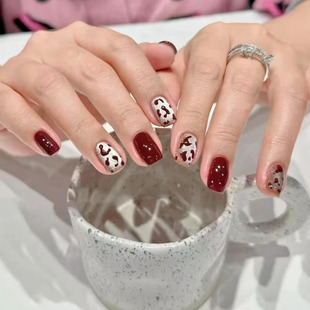 黑红跳色豹纹猫眼穿戴甲短款气质显白新款高级感日常百搭美甲贴片