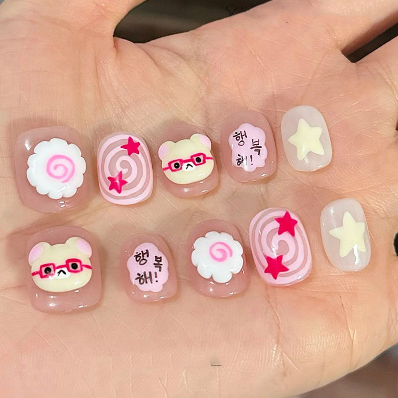 鱼饼棒棒糖粉嫩可爱穿戴甲甜美少女日常百搭豆豆新短款美指甲贴片,彩妆/香水/美妆工具,穿戴甲/甲片,淘宝优惠券,粉丝福利购,淘宝优惠卷
