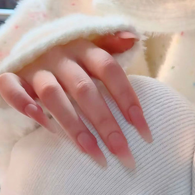 裸色磨砂穿戴甲高级感