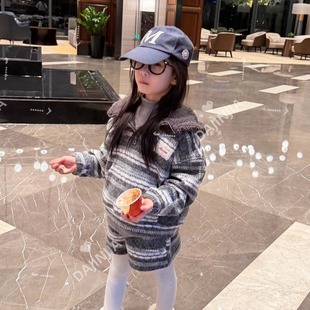 穿搭感套装 25冬季 加厚女童冬季 M系加厚费尔岛风拉链连帽短裤 新款