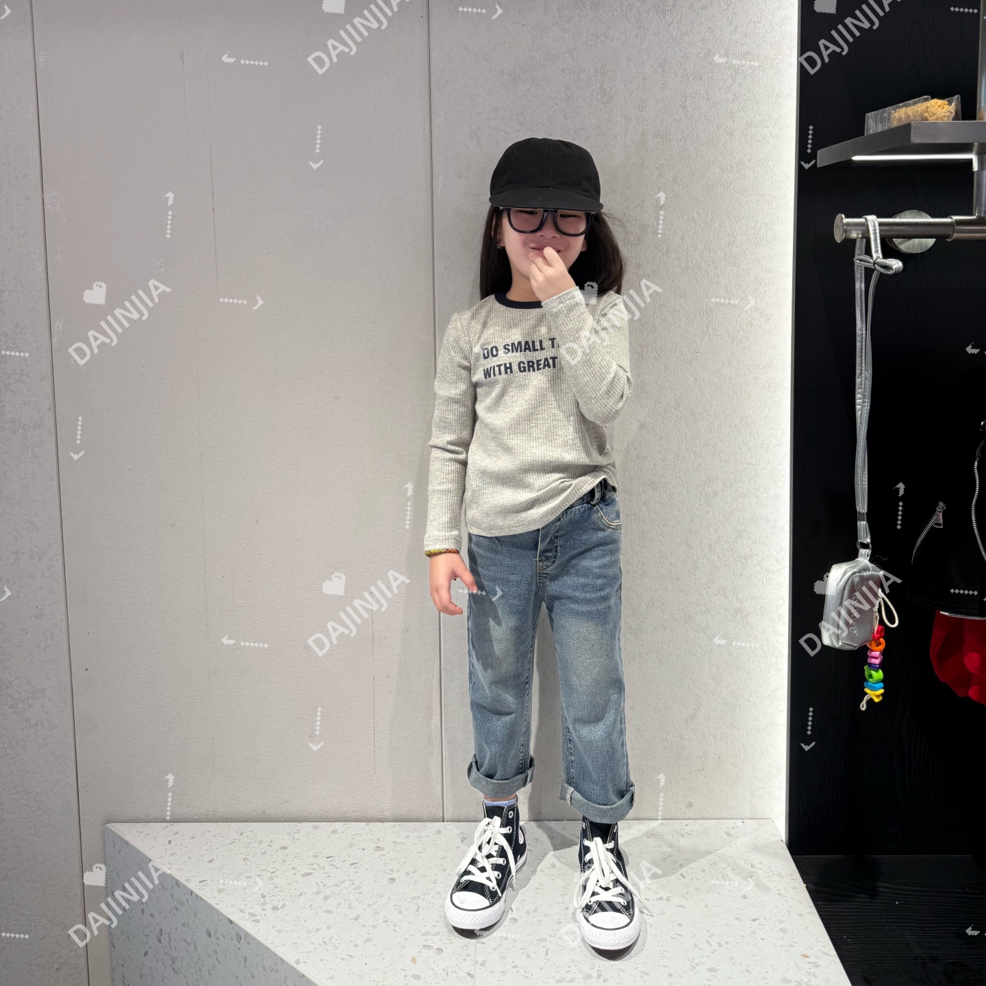 25秋冬新款花灰色撞色圆领字母印花百搭韩系洋气打底衫上衣