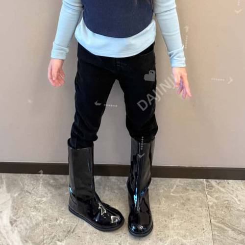 大金家童装黑色弹力修身小脚裤