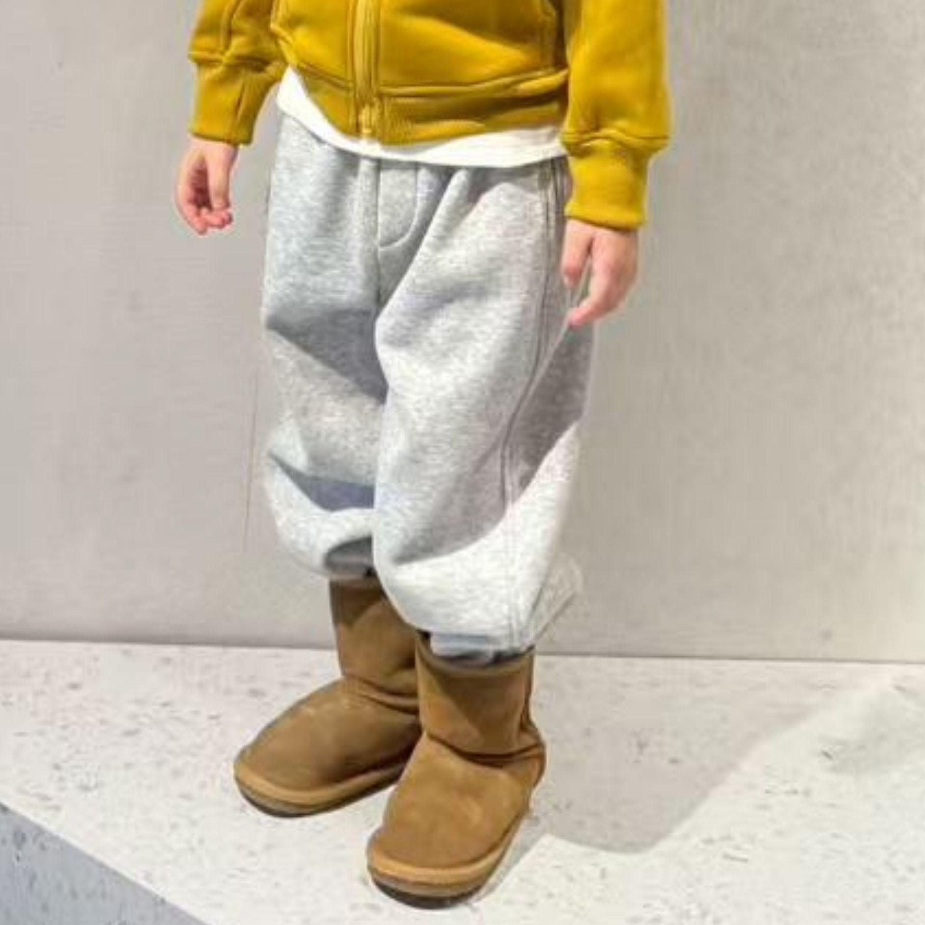 25秋冬新款巨舒服百搭灰色棉感加厚入园宝宝加绒加厚卫裤