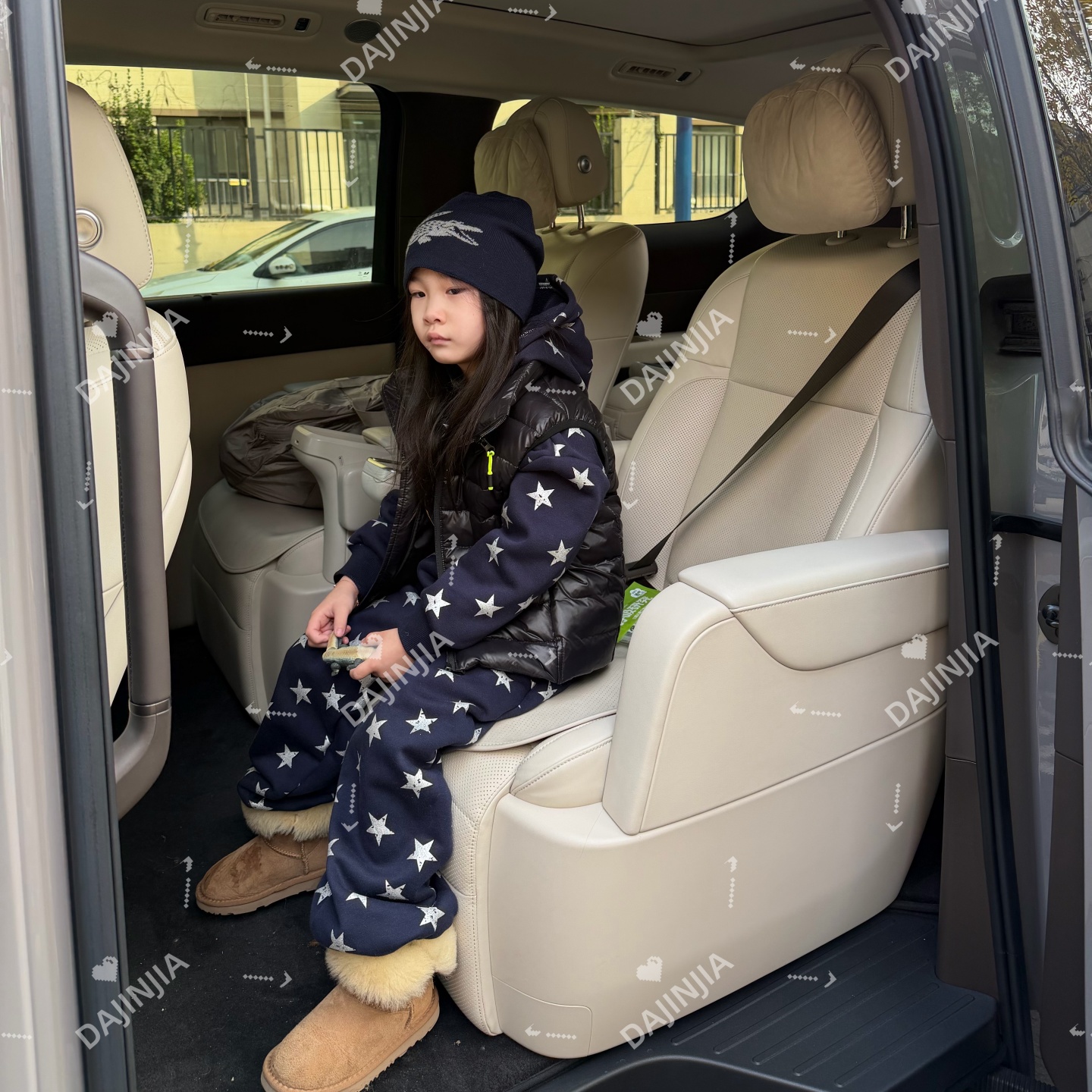 25冬季新款加绒加厚满天星星连帽童趣小宝包会喜欢的一套连帽套装