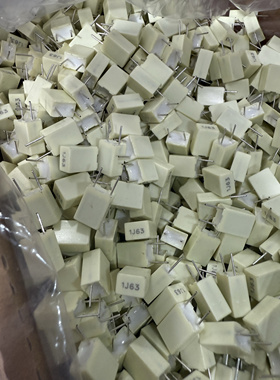 AV基美校正电容 1UF 63V 铜脚5MM 105 63V KEMET R82DC4100AA60J