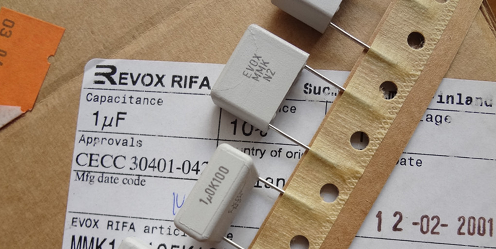 EVOX电容MMK15 1UF 100V 105 100V 脚距15MM