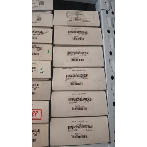 SS-12M0-R-8卡套变径转换头