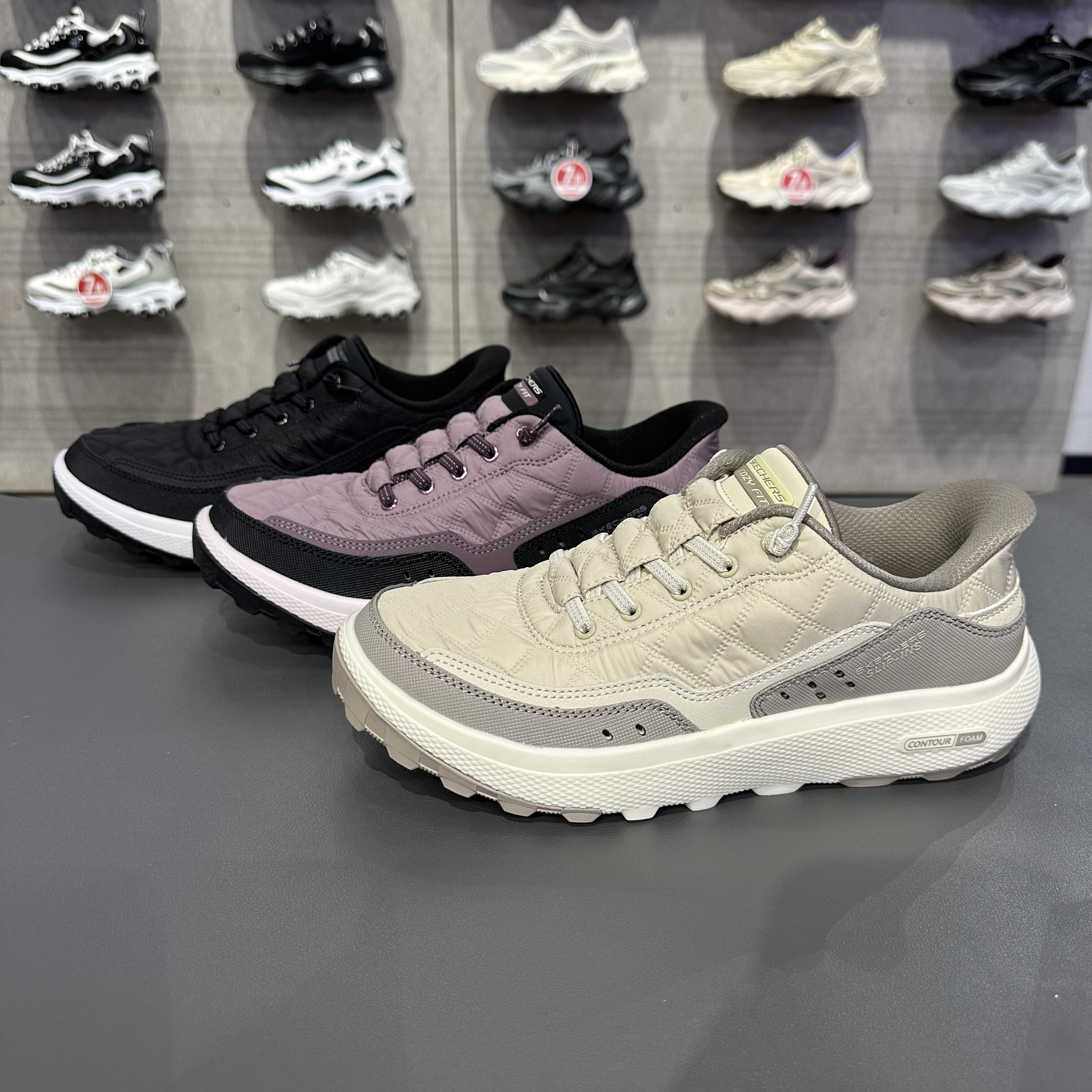 Skechers斯凯奇女士户外闪穿鞋一脚蹬轻质缓震运动休闲鞋180277